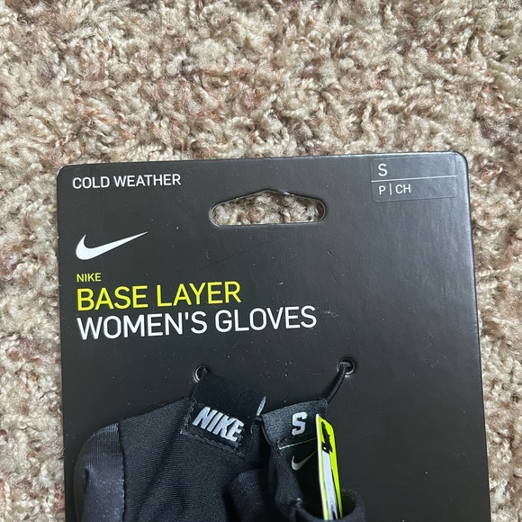 Nike Base Layer Womens Gloves - Picture 4 of 8